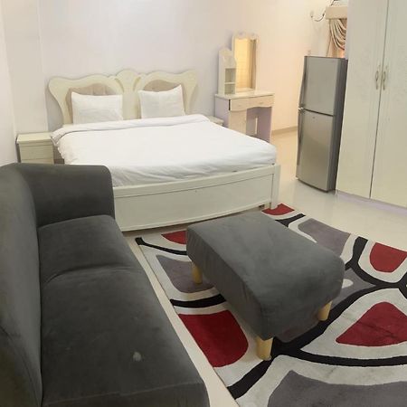 Al Tharya Furnished Apartments Awqad Bayt Fadil Extérieur photo